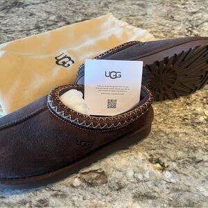 UGG Women's Dark Brown Cozy Slippers